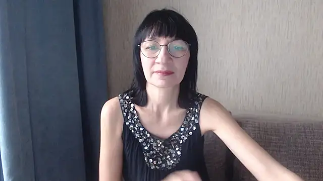 Erica95Bloom online show from October 20, 2025, 9:43 am