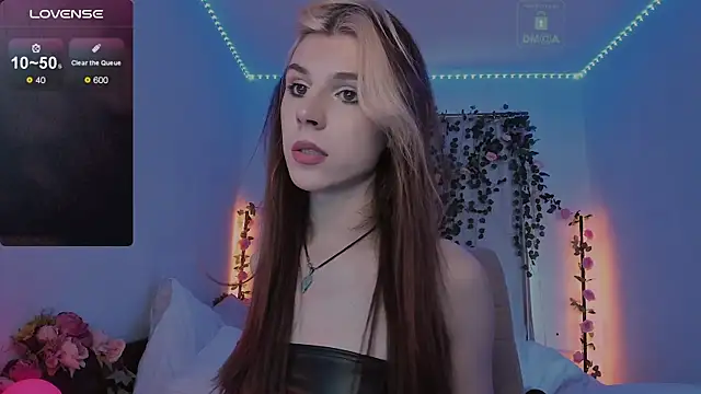 Snapshot of _eva__pleasure_ chatting on October 7, 2025, 6:32 am eva pleasure online show from October 7, 2025, 6:32 am
