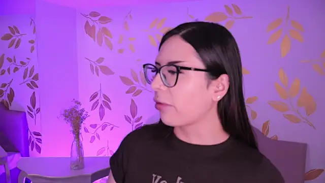Snapshot of Misselektra__ chatting on July 13, 2026, 4:04 am Misselektra online show from July 13, 2026, 4:04 am