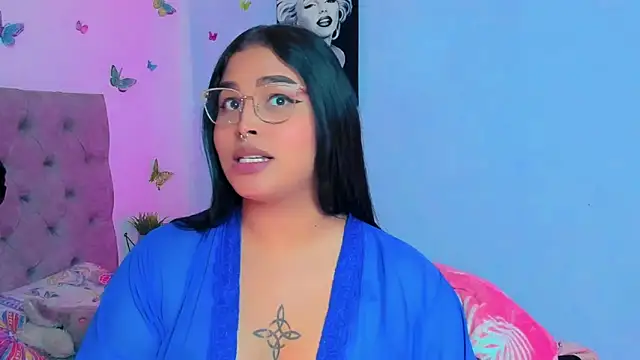 mabellfox online show from December 12, 2024, 9:26 pm