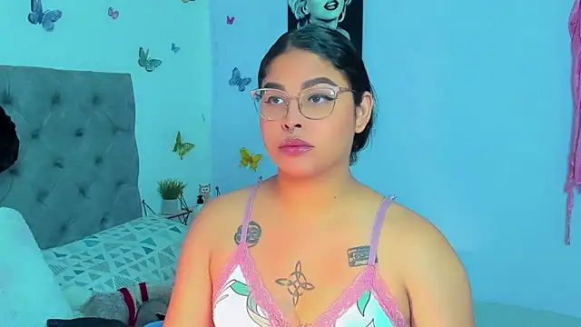 mabellfox online show from January 13, 2025, 4:41 pm