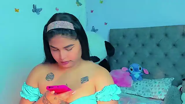 mabellfox online show from March 8, 2025, 5:22 pm