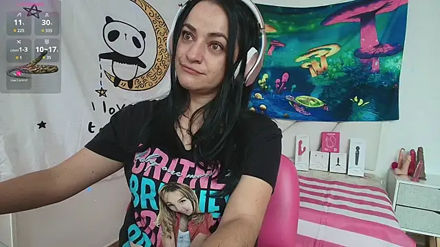 LovelyAzucena online show from April 1, 2026, 2:25 pm