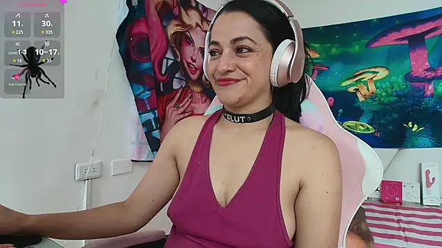 LovelyAzucena online show from April 18, 2026, 2:10 pm