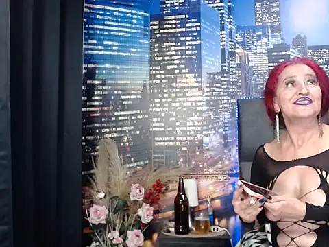 Lucy mature8 online show from October 31, 2025, 12:33 am