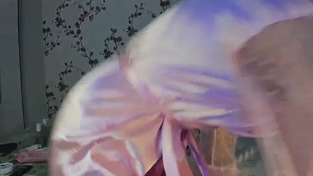 Alisagold90 online show from March 6, 2025, 5:11 pm