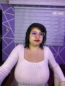 Snapshot of MiiaaJoness chatting on July 9, 2026, 3:38 pm MiiaaJoness online show from July 9, 2026, 3:38 pm