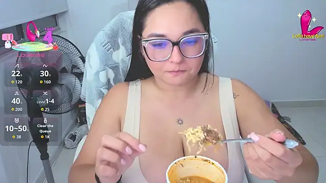 CelesteBrucee online show from September 25, 2025, 12:25 am