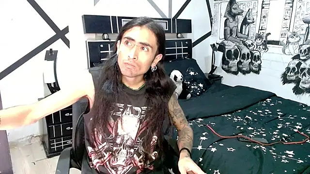 Snapshot of daimon_rockkk chatting on January 15, 2025, 3:33 am daimon rockkk online show from January 15, 2025, 3:33 am