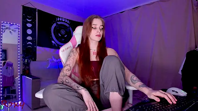 wet dream  online show from February 15, 2025, 2:22 pm