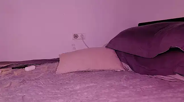 mrj99219 online show from January 10, 2025, 11:00 am