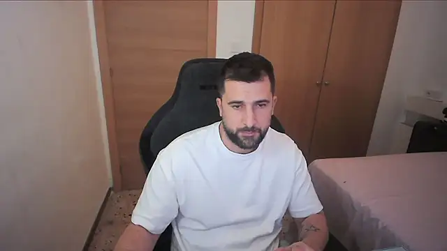 alex877x online show from December 15, 2025, 10:08 am