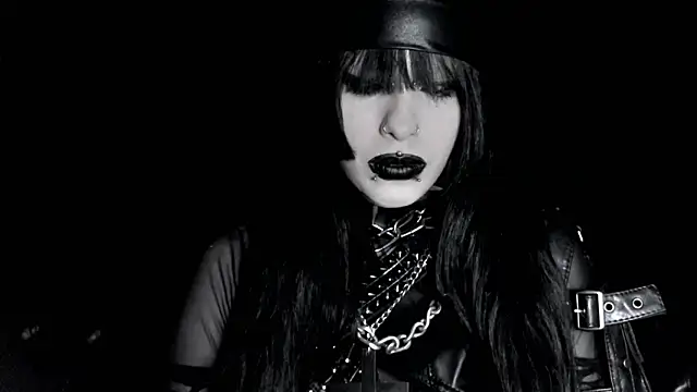 XXIOUX online show from April 25, 2026, 10:40 pm