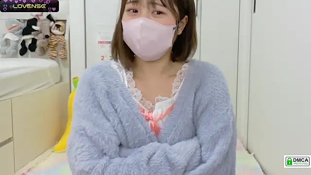 SUZU  online show from March 19, 2025, 10:09 pm