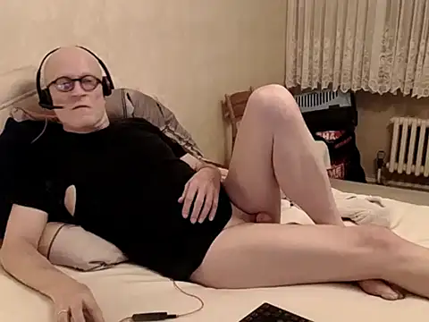 Snapshot of HornyRalfi55 chatting on December 22, 2024, 11:20 pm HornyRalfi55 online show from December 22, 2024, 11:20 pm