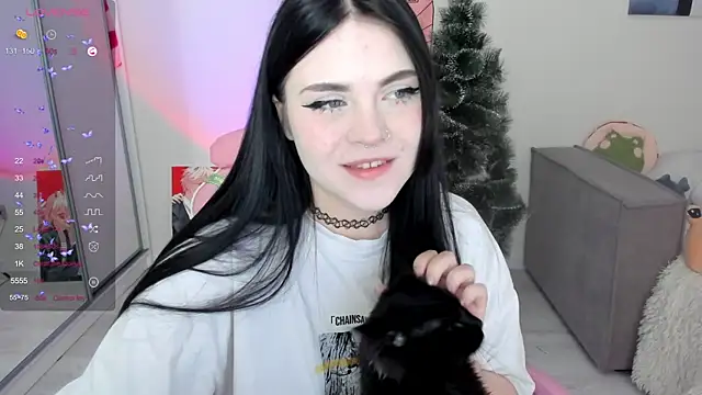 SelenaCute online show from December 23, 2024, 5:06 am