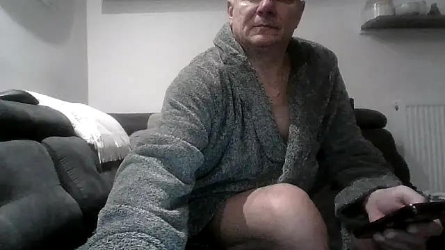 jaaako970 online show from November 18, 2025, 8:24 pm