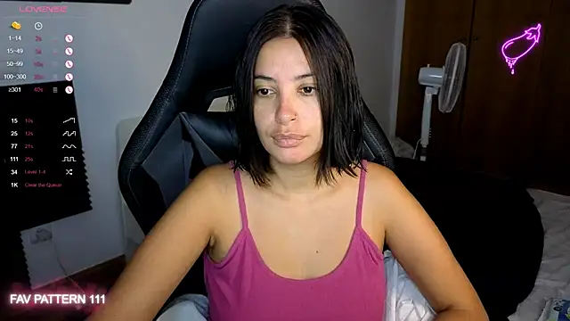 AnnaQueen online show from September 26, 2025, 2:15 am