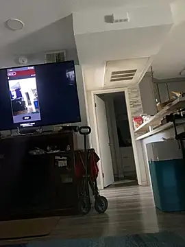 ft2022W online show from March 15, 2025, 4:54 pm