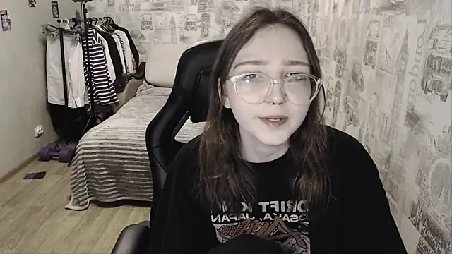 AmeliaKamishiro online show from December 22, 2024, 2:27 pm