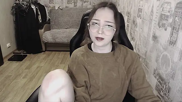 AmeliaKamishiro online show from January 28, 2025, 5:46 pm