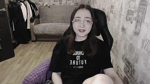 AmeliaKamishiro online show from February 14, 2025, 7:54 pm