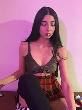 Snapshot of Felicia_smok3 chatting on January 29, 2025, 2:09 am Felicia smok3 online show from January 29, 2025, 2:09 am