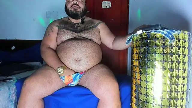 Snapshot of Latino_bigcock chatting on March 1, 2026, 3:47 pm Latino bigcock online show from March 1, 2026, 3:47 pm