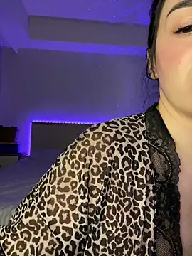 blacktourmaline- online show from January 21, 2025, 1:18 am