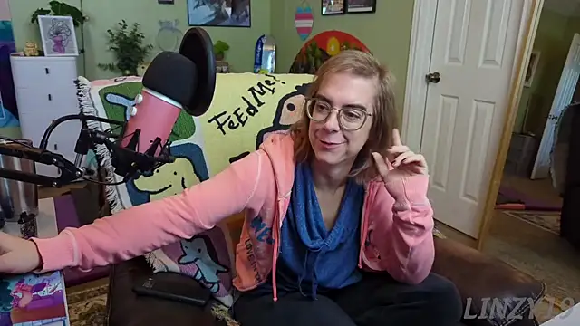 Linzy 19 online show from March 11, 2025, 3:02 pm