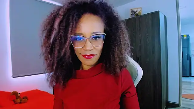 Snapshot of ScarlettMalbec chatting on June 1, 2026, 10:00 pm ScarlettMalbec online show from June 1, 2026, 10:00 pm
