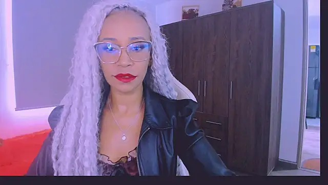 Snapshot of ScarlettMalbec chatting on July 21, 2026, 9:06 pm ScarlettMalbec online show from July 21, 2026, 9:06 pm