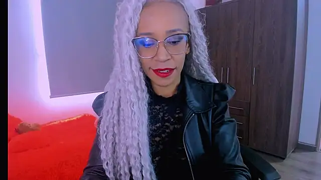Snapshot of ScarlettMalbec chatting on July 29, 2026, 9:35 pm ScarlettMalbec online show from July 29, 2026, 9:35 pm