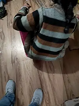 COUPLLE VILLAGE online show from November 29, 2025, 2:47 am