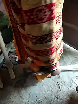 COUPLLE VILLAGE online show from January 16, 2026, 3:43 am