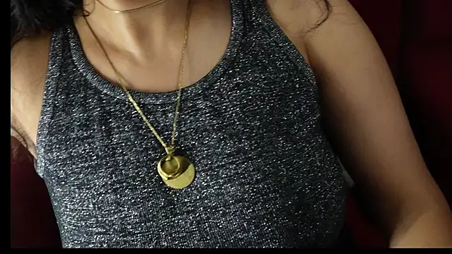 -AyeshaSinghania- online show from March 12, 2025, 4:02 pm