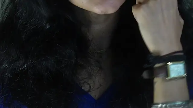 -AyeshaSinghania- online show from September 22, 2025, 11:12 am