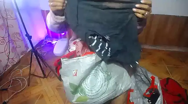 daleska ayala 1 online show from March 16, 2025, 3:28 pm