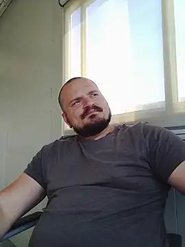 Snapshot of bussilesnar chatting on June 8, 2026, 6:14 am bussilesnar online show from June 8, 2026, 6:14 am