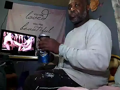 macnificent1fr online show from February 16, 2025, 2:31 am