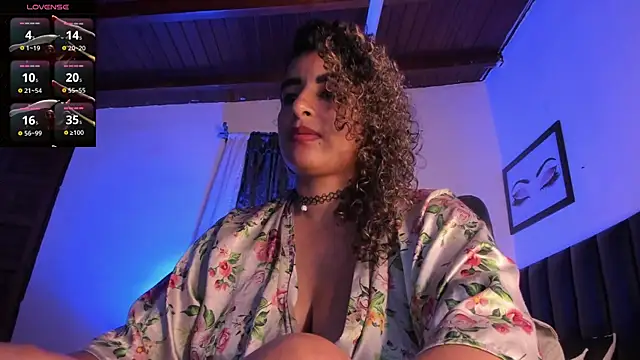 Snapshot of Alizon_1 chatting on February 18, 2025, 2:16 am Alizon 1 online show from February 18, 2025, 2:16 am