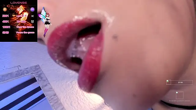 Snapshot of Alizon_1 chatting on September 17, 2025, 7:59 pm Alizon 1 online show from September 17, 2025, 7:59 pm