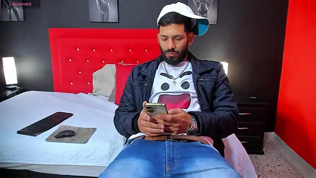 Thiagogomez online show from January 4, 2025, 12:49 pm