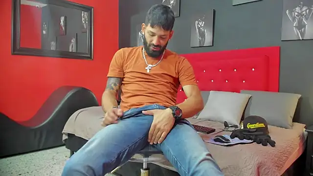 Thiagogomez online show from September 30, 2025, 12:32 pm