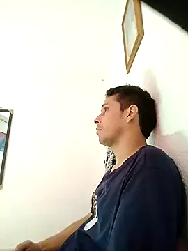 andresardila online show from December 22, 2024, 5:32 pm