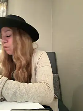 Bigbuttbrooklynn online show from November 29, 2025, 5:05 pm