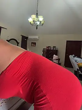 Snapshot of Bigbuttbrooklynn chatting on August 1, 2026, 1:32 pm Bigbuttbrooklynn online show from August 1, 2026, 1:32 pm