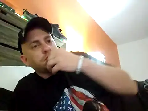 Snapshot of Hydro-Blastz chatting on February 9, 2025, 12:06 am Hydro-Blastz online show from February 9, 2025, 12:06 am