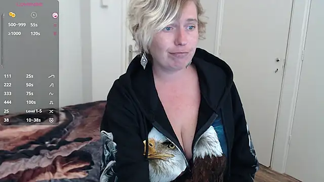 Snapshot of cumfun chatting on September 18, 2025, 9:17 pm cumfun online show from September 18, 2025, 9:17 pm