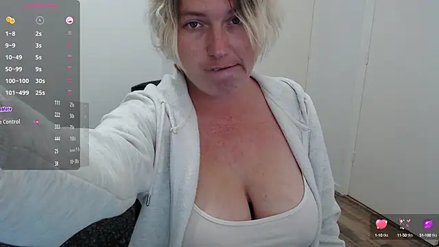 Snapshot of cumfun chatting on October 7, 2025, 9:01 pm cumfun online show from October 7, 2025, 9:01 pm